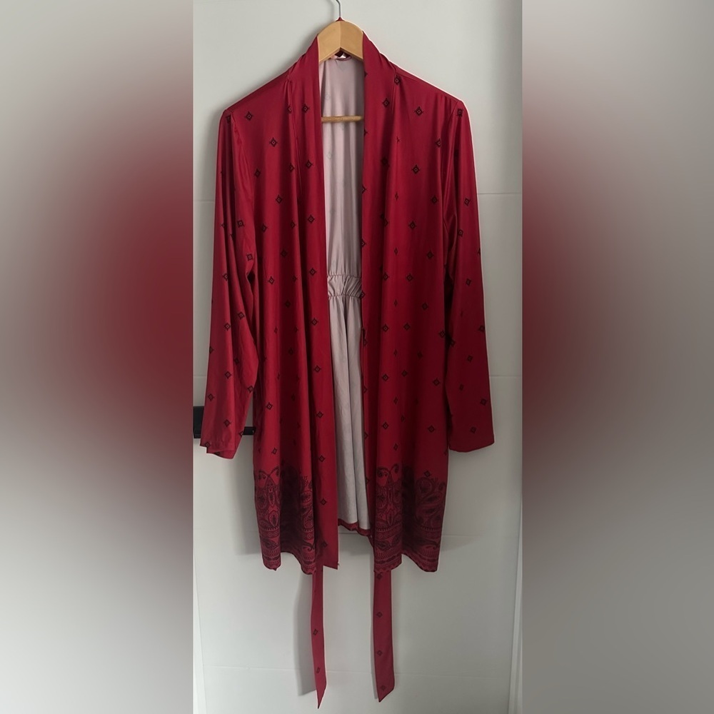 La Vie En Rose Kimono- Size L/XL